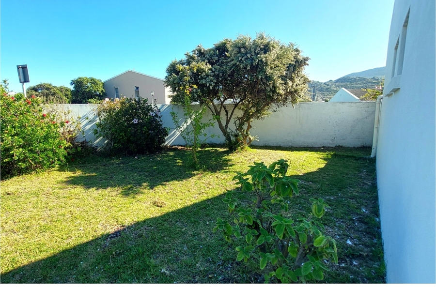 2 Bedroom Property for Sale in Silverglade Western Cape